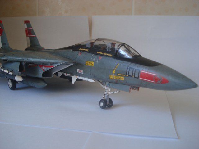 F-14 a