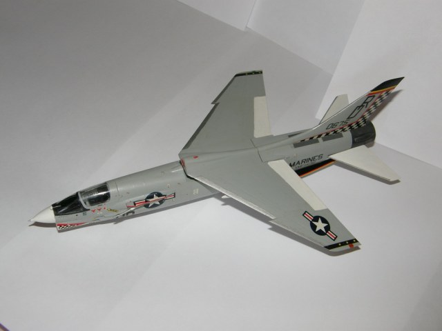 "Крестоносец" от Хасегавы