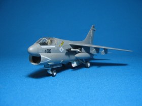 Палубный штурмовик  A-7E Corsair ll