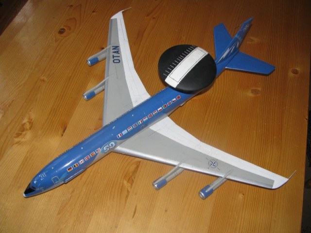 E-3 Sentry в юбилейном камуфляже