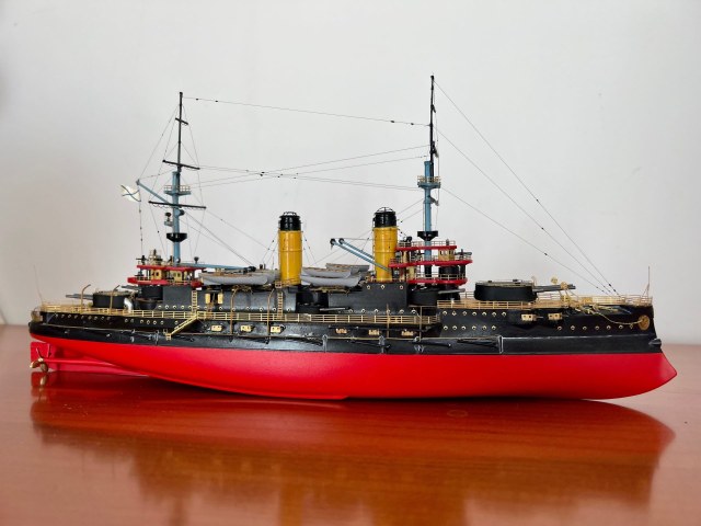 Эскадренный броненосец «Князь Суворов»