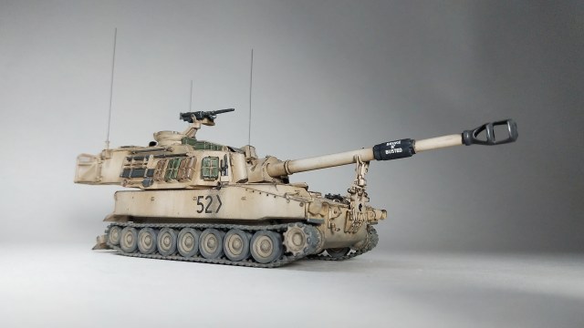 M109A6 "Paladin"