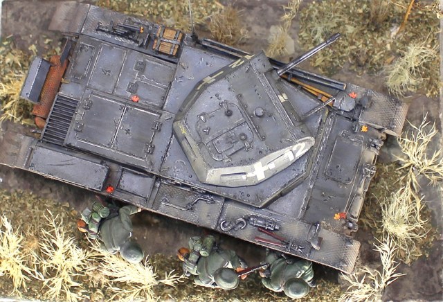 Внимание! Противник на десять!