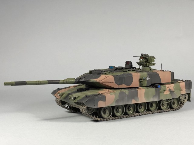 Leopard 2 A7+
