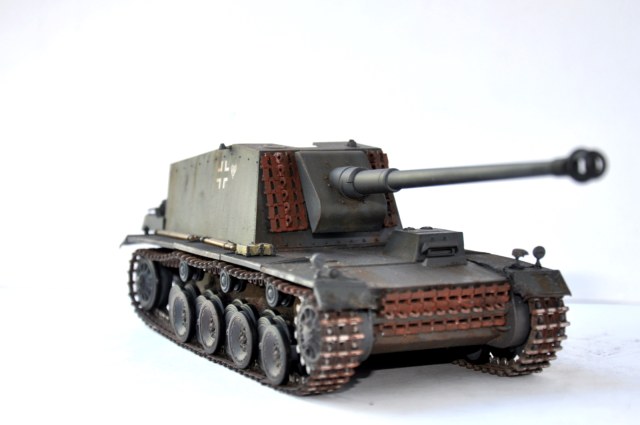 12,8 cm Panzer Selbstfahrlafette V L/61 (Pz.Sfl. V) "Sturer Emil"