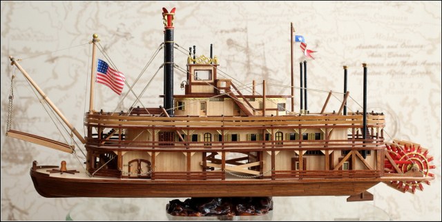 Американский речной пароход King of Mississippi