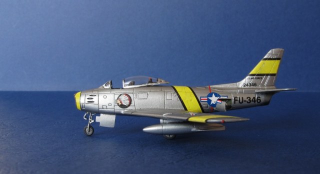 1/144 F-86 Sabre