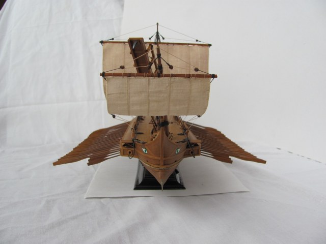 Римская боевая трирема (триера)