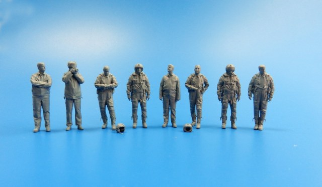 Фигурки пилотов ВВС России 1/48