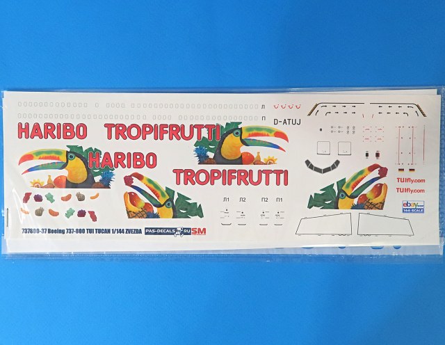 Декаль Boeing-737-800 TUI Tucan D-ATUJ