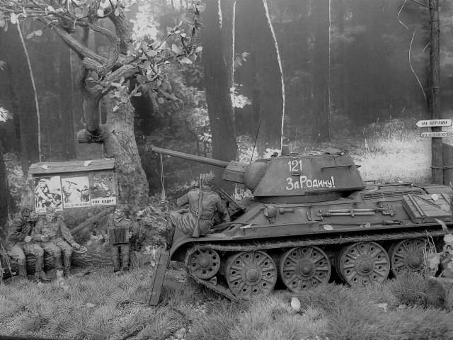 В лесу прифронтовом