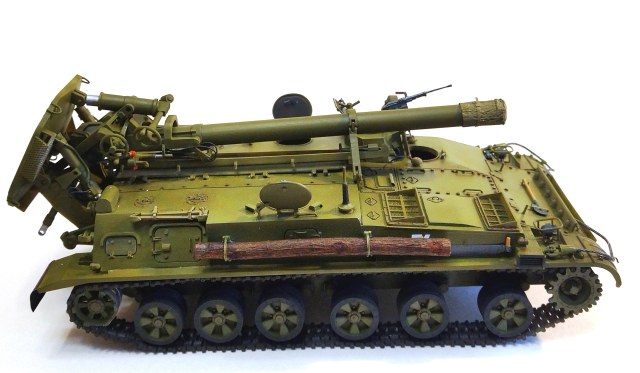 240-мм самоходный миномет 2С4 "Тюльпан"