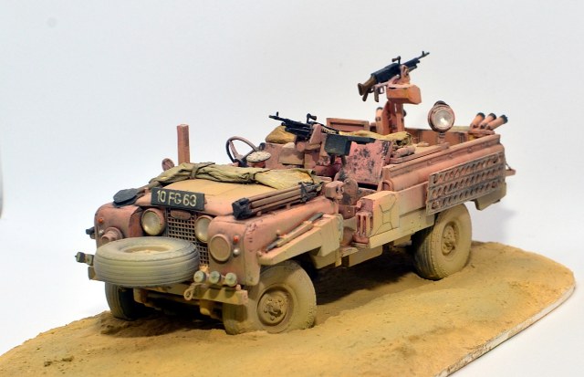 S.A.S.Land Rover Pink panter