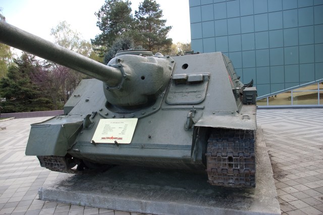 Су-100