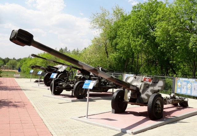 100-мм противотанковая пушка Т-12(2А19)