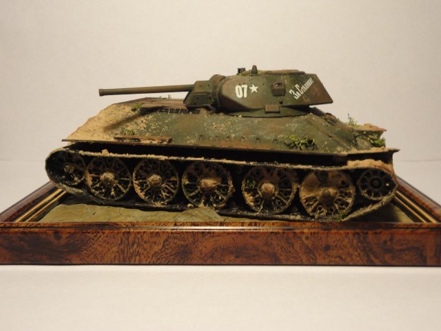 т-34-76 "Нас извлекут из-под обломков"