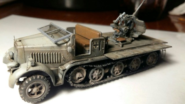 Sd.Kfz.6/2 с зениткой