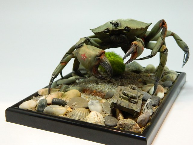 КРАБ(комплекс роботизированный автономный боевой)