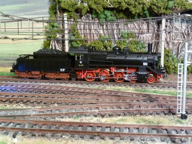 Паровоз серии "38".