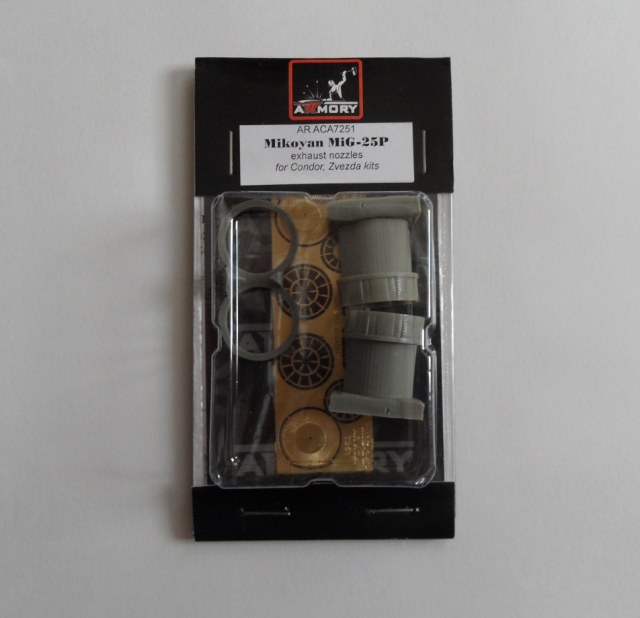 Сопла на Миг 25П.