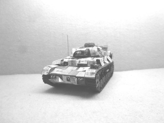 Panzer IV ausf F1 камуфлированный газетами         1/72