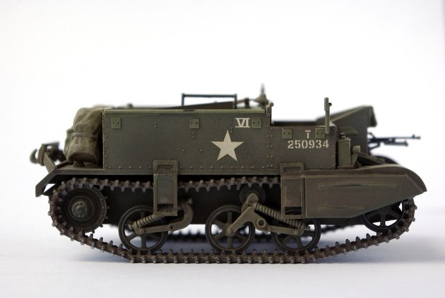 BRITISH UNIVERSAL CARRIER Mk.II