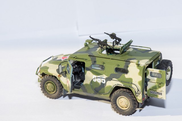 Современный внедорожник ГАЗ-2330 "Тигр"