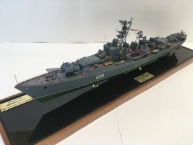 Модель РКБ "Гремящий" проект 57-бис