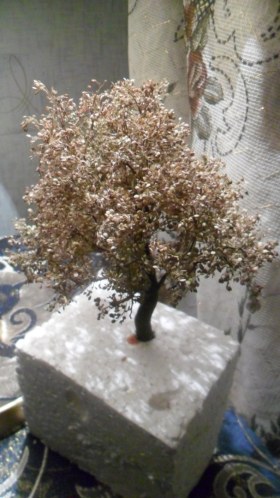 Слепил как говорится из того что было.