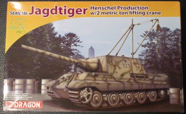 Jagdtiger with 2 metric ton lifting crane