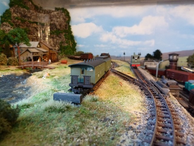 Пассажирский поезд УЖД (узкая колея)