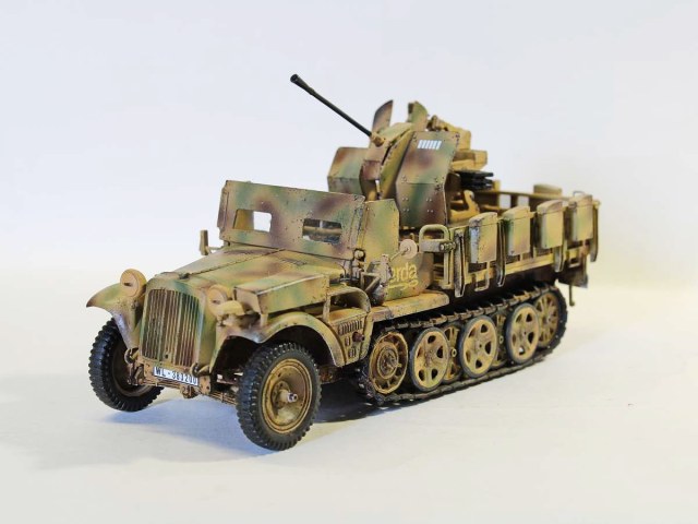 SdKfz 10/5 mit FLAK 38