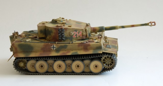 Tiger I German  Tank Mid Production  Tamiya 35194