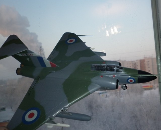 Gloster Jaweline FAW9R