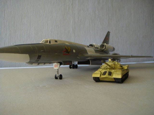 Ту-22Б в 1/72 от Revell