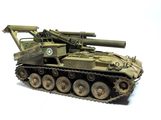 155mm Howitzer Motor Carriage M41