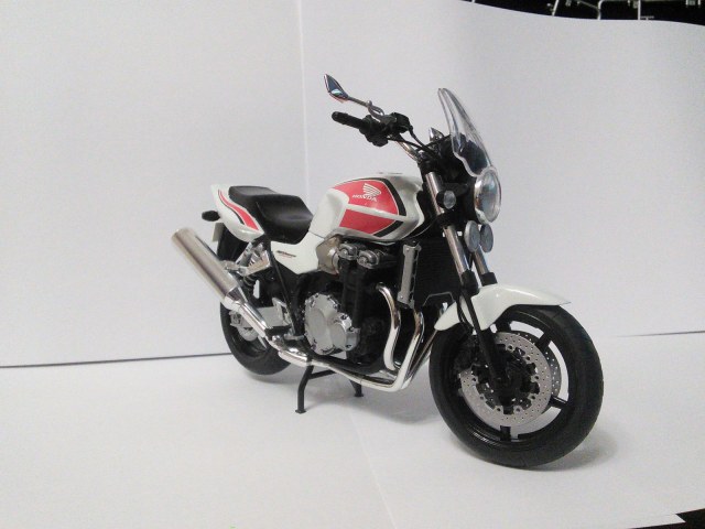 HONDA CB1300 Super Four