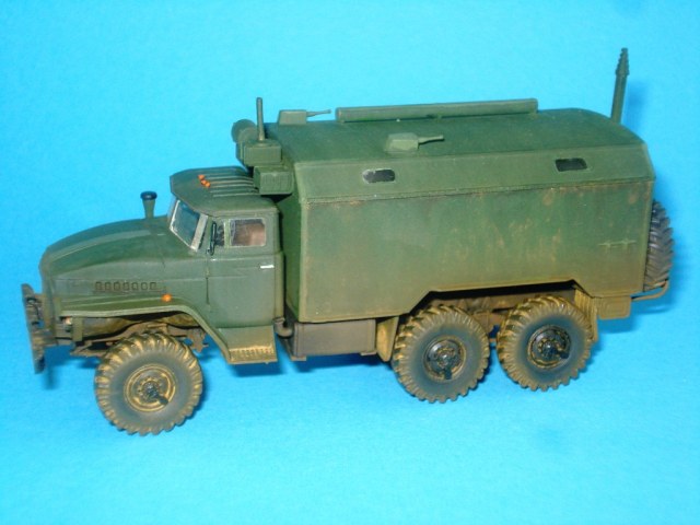 Урал 375 Кунг