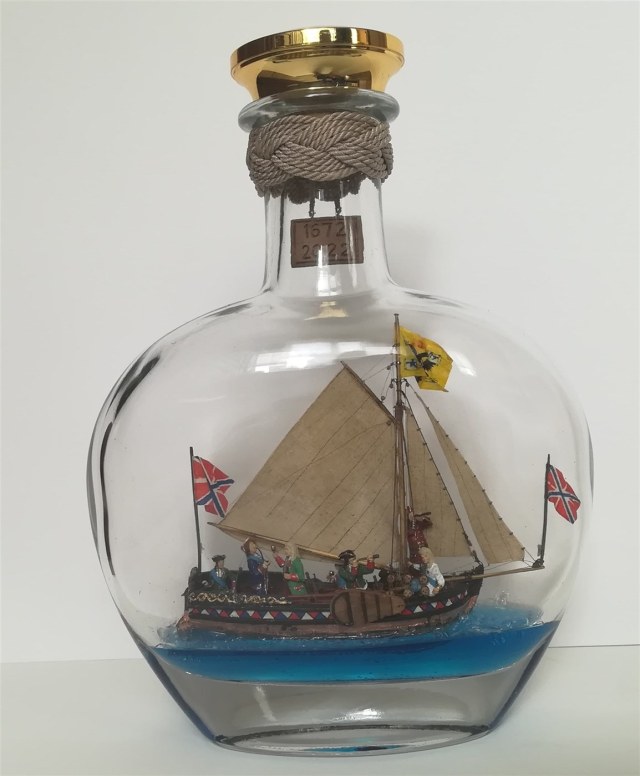 Ботик Петра I "Св. Николай" в бутылке. Масштаб 1:72