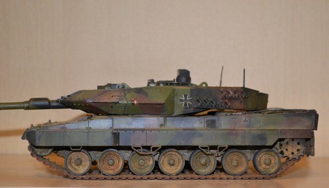 Leopard 2 A6