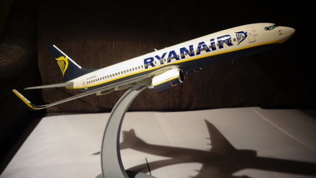 Боинг 737 800 Ryanair