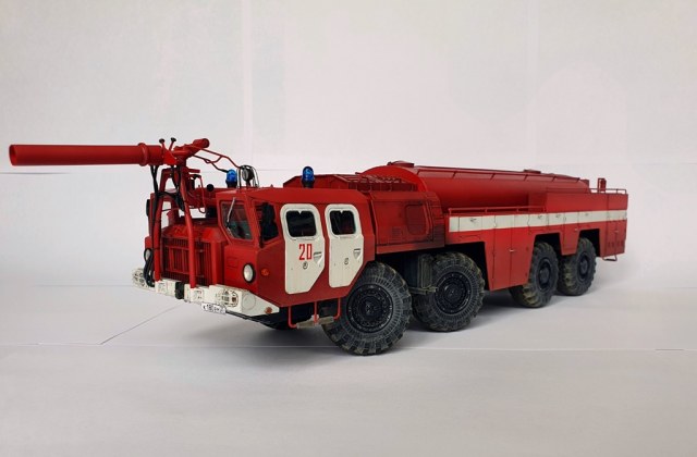 Аэродромный пожарный автомобиль AA-60 (7310) модель 160.01