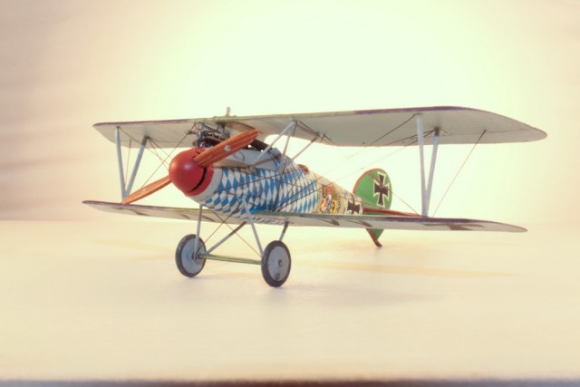 Albatros D.V