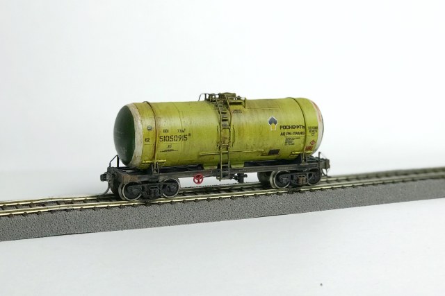 ЖД цистерна для бензина и нефтепродуктов