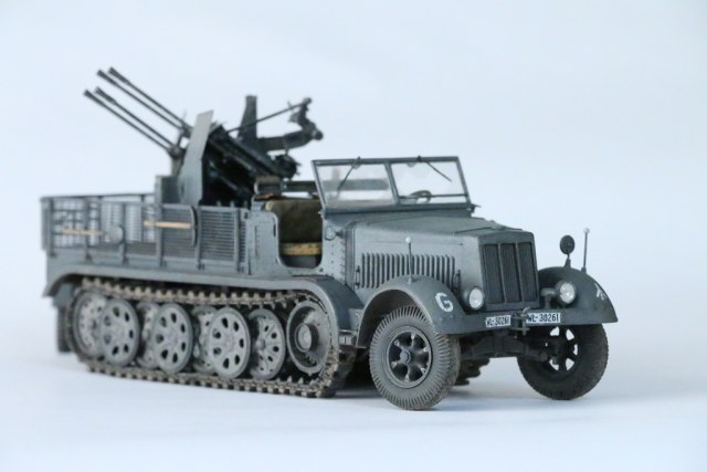 Sd.kfz 7/1German 8ton Semitrack 20mm Flakvierling