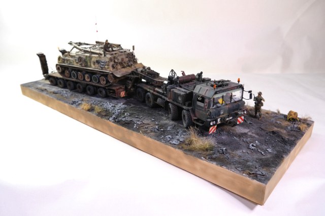 SLT-56 Faun Elefant и М-88