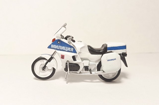 Мотоцикл BMW K1100 LT 1/43