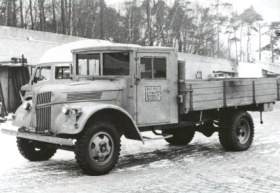 Ford V3000S (mit Westfаlia Pritsche und Einheitsführerhaus)