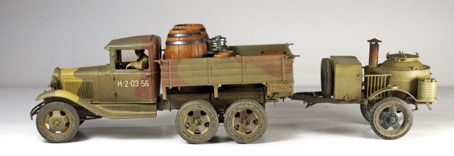 СОВЕТСКИЙ ГРУЗОВОЙ  АВТОМОБИЛЬ  ГАЗ-AAA с ПОЛЕВОЙ КУХНЕЙ