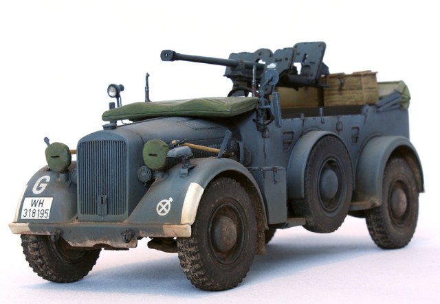 Horch Kfz.15 w/s.Pz.B.41